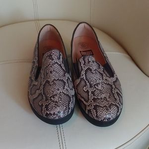 Python loafers